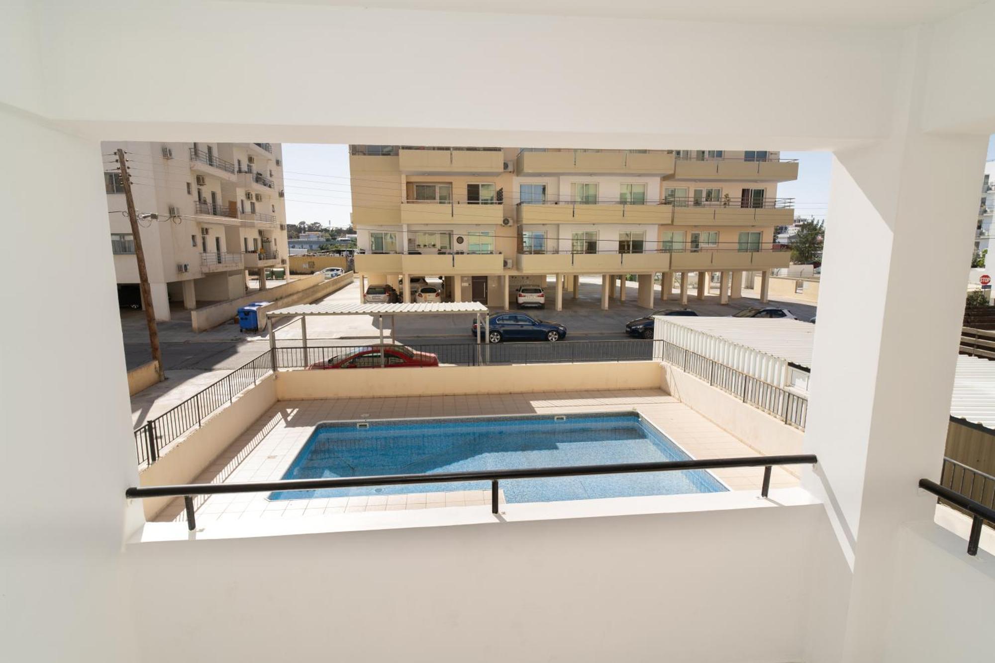 Boris Mackenzie 2 Bedroom Flat with Pool Larnaka Exterior foto